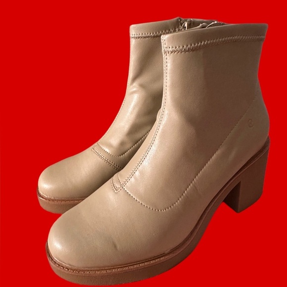 NEW LIFESTRIDE Women’s Ankle Bootie Velocity 2.0 Tan Size 11W - Picture 5 of 13